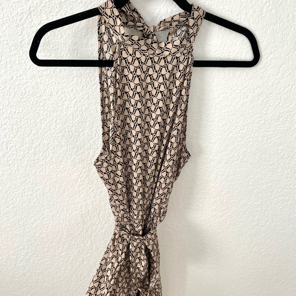 Halter Neck Romper with Flare Legs - Never worn - Picture 3 of 5